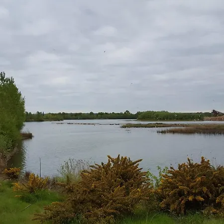 Tipi Dakota Des Monteaux *