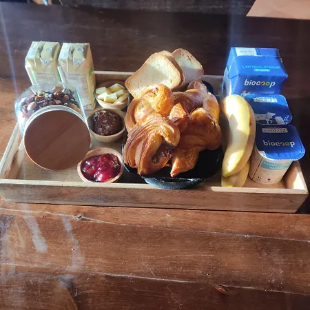 Tipi Dakota Des Monteaux Chalet Vivy