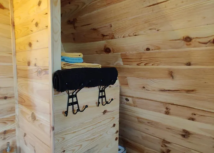 Tipi Dakota Des Monteaux *