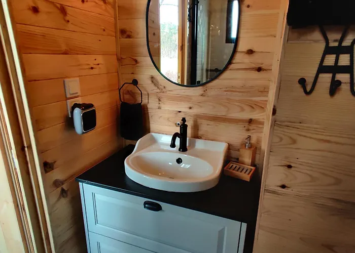 Domek alpejski Tipi Dakota Des Monteaux Vivy