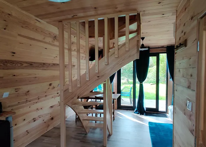 Tipi Dakota Des Monteaux *